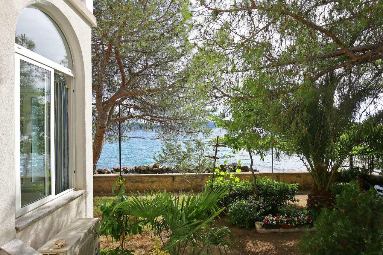 Seafront Beach Apartment - Directly At The Beach 扎达尔 外观 照片